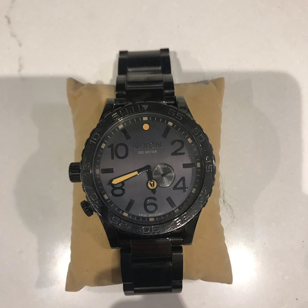 Used Nixon 51mm Stainless Steel THE 51-30